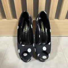 水玉模様オープントゥハイヒールパンプス