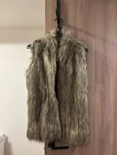 Abercrombie & Fitch ベージュファーコート S