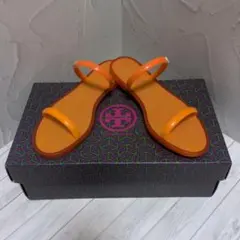 Tory Burch オレンジ フラットサンダル　サイズ35のサムネイル