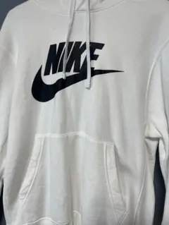 コ*ン様 NIKE ホワイト フード付きパーカー