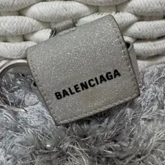 バレンシアガ　AirPods 第二世代　白 2025年最新】airpodsケース balenciagaの人気アイテム - メルカリ