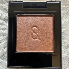 SUQQUモノルックアイズ