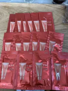 est クラリファイング ジェル ウォッシュ 試供品 2.5g×16個のサムネイル