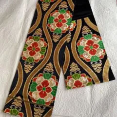 正絹西陣六通袋帯 黒地 花柄金模様