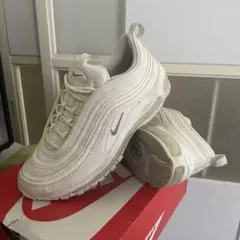 Item thumbnail for item 765ef64e-3cdb-405b-90ca-d9e46bb81861