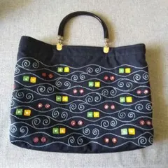 刺繍柄♥あおりがま口バッグ♥ハンドメイド - メルカリ