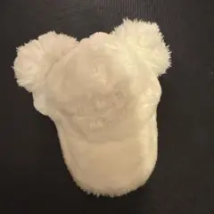 ディズニー　ホワイト耳付きファーキャップ