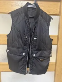 PRADA ブラック キルティングベスト 2025年最新】PRADA メンズ ダウンベスト・キルティングベストの人気