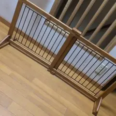 犬　ゲート　置くだけ　フェンス　ペット　猫　木製　調節　伸縮　自立　スライドのサムネイル