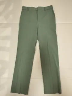 ユニクロ　グリーン カジュアルパンツ