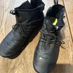 NIKE AIR PRESTO MID UTILITY スニーカー