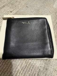 ○美品○agnes b. VOYAGE 二つ折り財布 ブラック - メルカリ