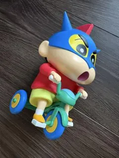 クレヨンしんちゃん アクション仮面 フィギュア 三輪車のサムネイル