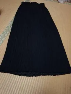 ラ*ト様 黒花柄 リブ編み ロングプリーツスカート　リバーシブル