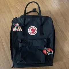 Fjällräven Kanken ブラックリュック