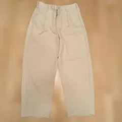 GU カーブタックパンツ M ベージュ