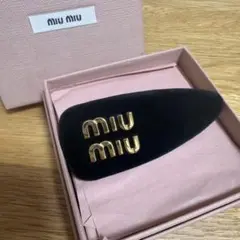 miumiuコーデュロイバレッタネイビー - メルカリ