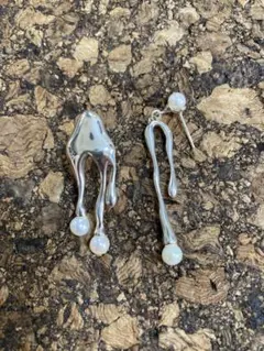 流体デザイン 水母風 シルバー 天然パール ピアス 人と被らない 個性派