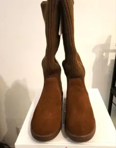 ミネトンカ　リブニットブーツ　ブラウン