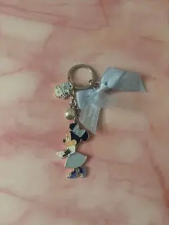 【新品】Disney ミニーマウス キーホルダー リボン付き ブルー 水色のサムネイル