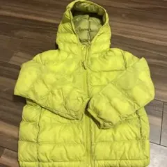 フード付　ユニクロ120cm 明るい黄色