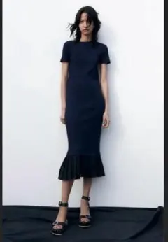 ZARA プリーツヘムワンピース ネイビー