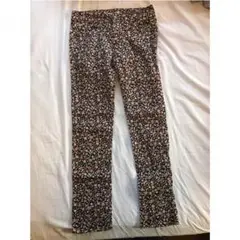 花柄 スキニーパンツ