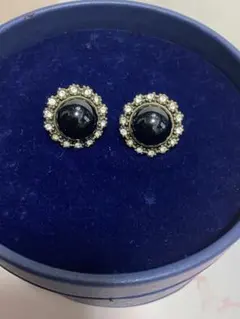 ブラッククリスタルイヤリング