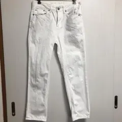 美品⭐️GU  ホワイト　デニム