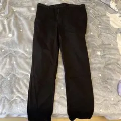 黒　パンツ　GU メンズ