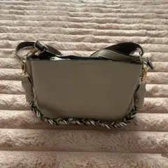 ベージュ合成皮革 ショルダーバッグ