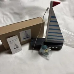 concombre 帆船置物 青と白のストライプ