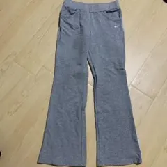 NIKE レディース　パンツ