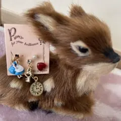 不思議の国のアリス　ピアス