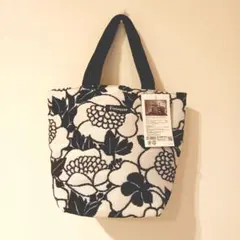 Item thumbnail for item 8a6d00f2-26a9-45d1-a535-a8b03f928cc3