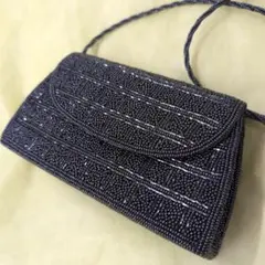 美品★ビーズ装飾 ブラック ショルダーバッグ
