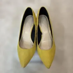 イエロースエード　パンプス　新品