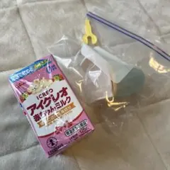 アイグレオ 赤ちゃんミルク 125ml ストロー付きのサムネイル