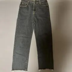 ダークグレー ストレートデニム 切りっぱなし