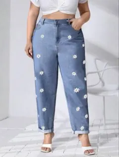 花柄刺繍ストレートデニムパンツ