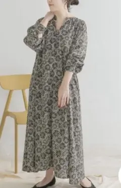 アーバンリサーチ　レトロフラワーワンピース　花柄 ラグラン ロングワンピース