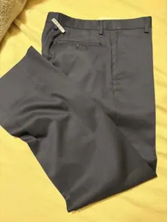 Item thumbnail for item 987bbd11-d1f8-4a76-bb4f-de00d8db696f