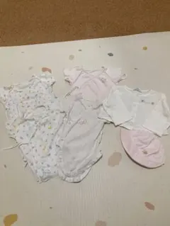 ファミリア　　ベビー肌着➕カーディガン➕帽子