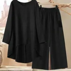 ブラックセットアップ 長袖トップスとワイドパンツ