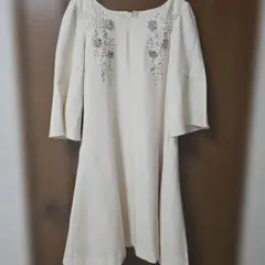 ウィルセレクション花刺繍入ビジュー付きワンピース WILLSELECTION