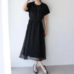 BLUE EAST ⭐️ オーガンジーレイヤードワンピース　ロングワンピース　黒のサムネイル