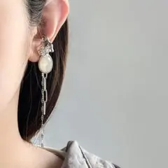 044 シルバーイヤーカフ ホワイトシェル風＆チェーンデザイン