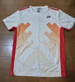 YONEX 幾何学模様 ホワイトシャツ ユニフォーム YONEX 幾何学模様 ホワイト Tシャツ - メルカリ