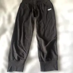 PUMA ブラック ジョガーパンツ