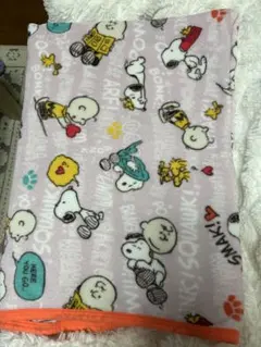 スヌーピー フリース　ブランケット ピンク　大判　アミューズメント品